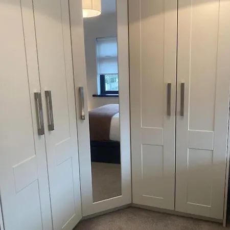Stylish 20 Mins From Dublin